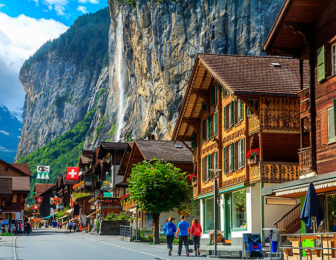 Lo Mejor De Suiza Y Selva Negra – Inicio Ginebra